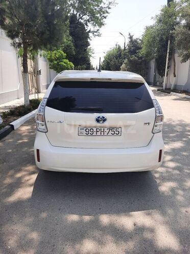 Toyota Prius V 2012, 18,000 km - 0.2 l - Bakı