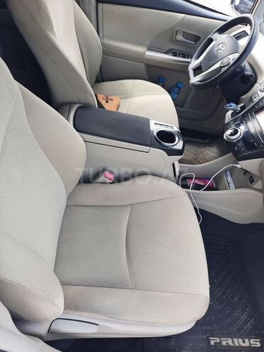 Toyota Prius V 2012, 18,000 km - 0.2 l - Bakı