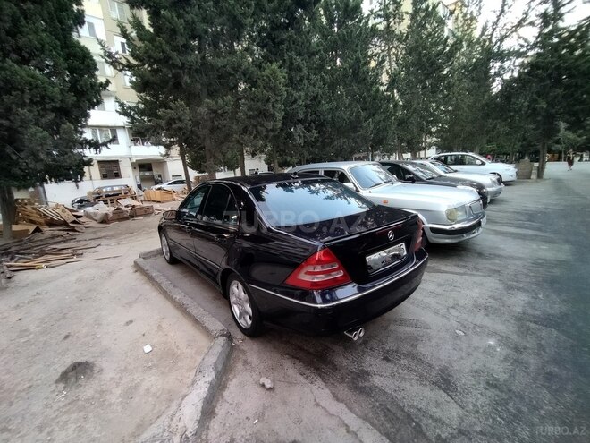 Mercedes C 240 2002, 227,000 km - 2.4 l - Bakı