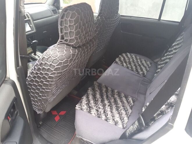 Mitsubishi Pajero io 1999, 237,180 km - 1.8 л - Şəki