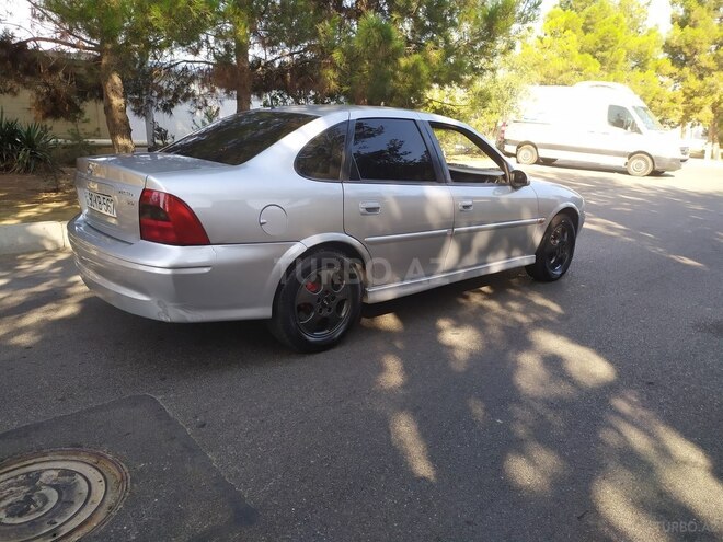 Opel Vectra 2000, 355,000 km - 2.2 l - Bakı