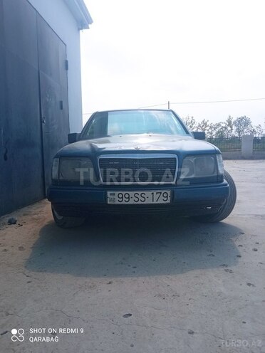 Mercedes E 200 1989, 392,182 km - 2.0 л - Sabirabad