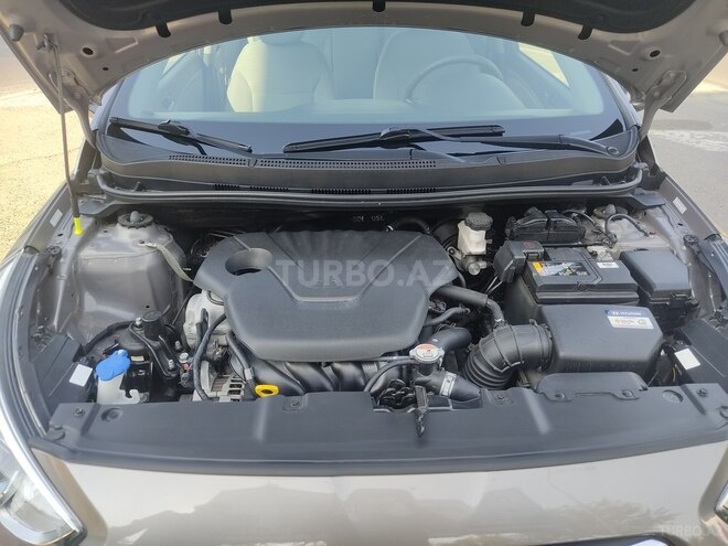 Hyundai Accent 2017, 65,018 km - 1.6 l - Bakı