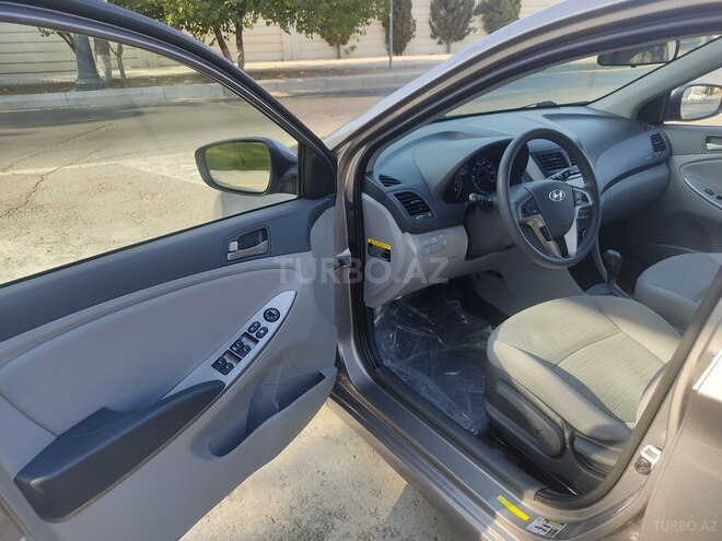 Hyundai Accent 2017, 65,018 km - 1.6 l - Bakı