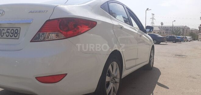 Hyundai Accent 2011, 207,000 km - 1.6 л - Bakı