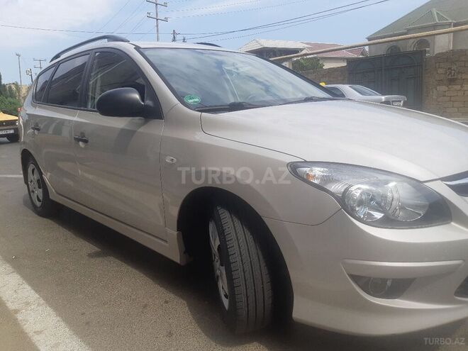 Hyundai i30 2011, 178,000 km - 1.4 l - Bakı