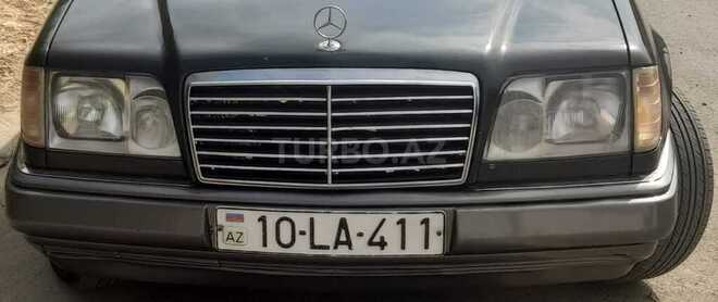 Mercedes E 200 1995, 389,700 km - 2.0 л - Bakı