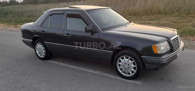 Mercedes E 200 1995, 389,700 km - 2.0 л - Bakı