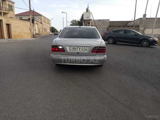 Mercedes E 270 1999, 286,000 km - 2.7 l - Bakı