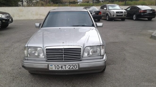 Mercedes E 220 1994, 370,000 km - 2.2 l - Bakı