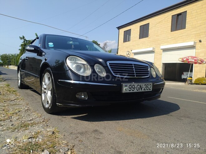 Mercedes E 240 2004, 253,000 km - 2.6 l - Bakı