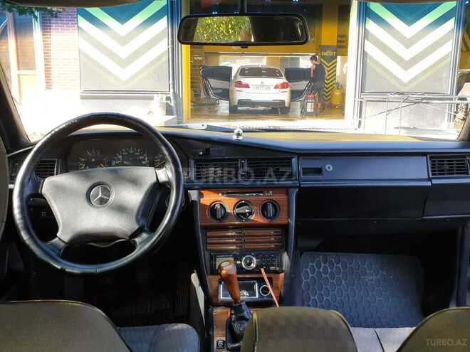 Mercedes 190 1992, 256,000 km - 2.0 l - Bakı