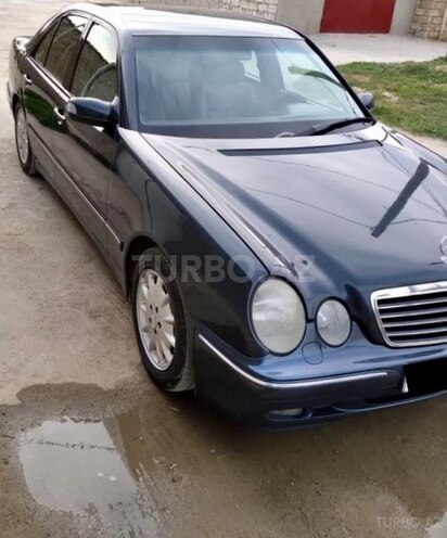 Mercedes E 220 2001, 408,500 km - 2.2 л - Bakı