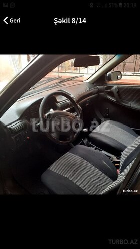 Opel Astra 1995, 4,020,353 km - 1.6 л - Xırdalan