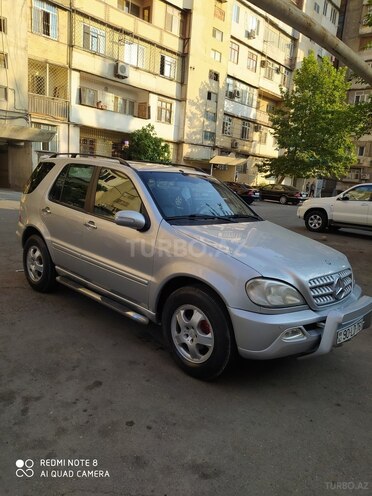 Mercedes ML 320 2002, 256,600 km - 3.2 l - Bakı