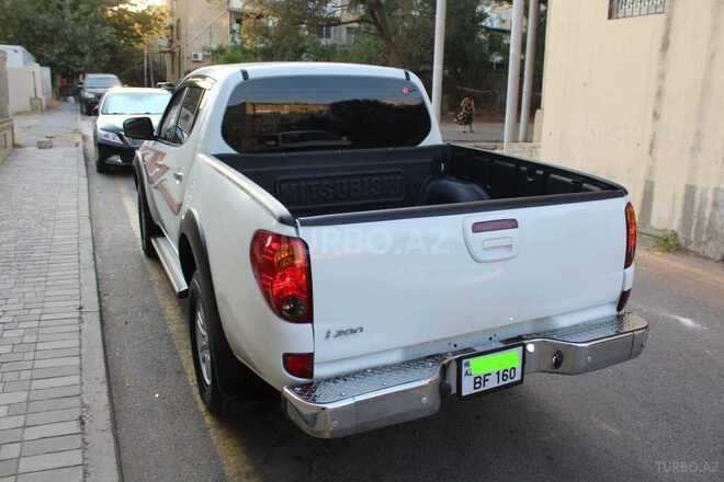 Mitsubishi L200 2008, 167,000 km - 3.5 l - Bakı