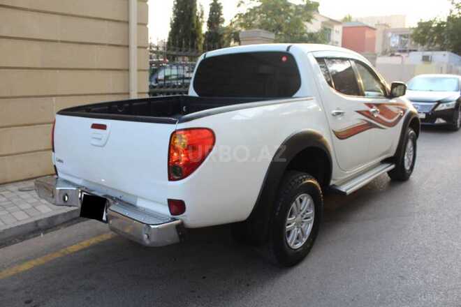 Mitsubishi L200 2008, 167,000 km - 3.5 l - Bakı