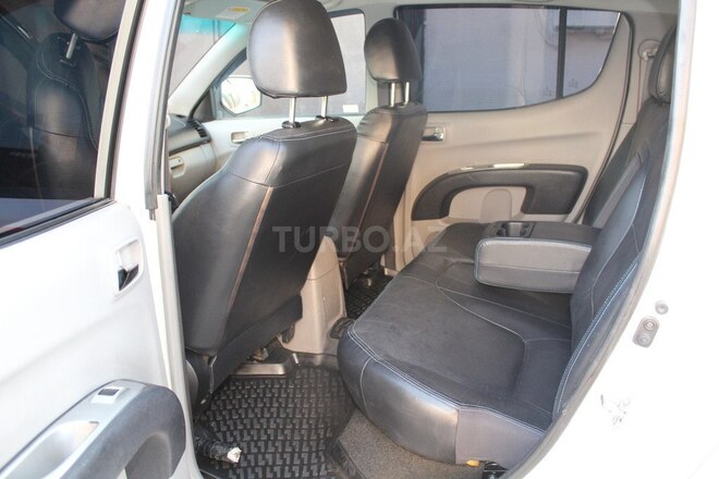 Mitsubishi L200 2008, 167,000 km - 3.5 l - Bakı
