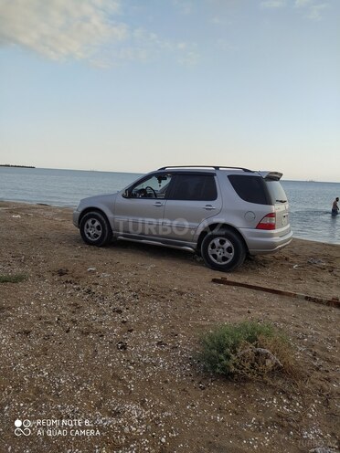 Mercedes ML 320 2002, 256,600 km - 3.2 л - Bakı