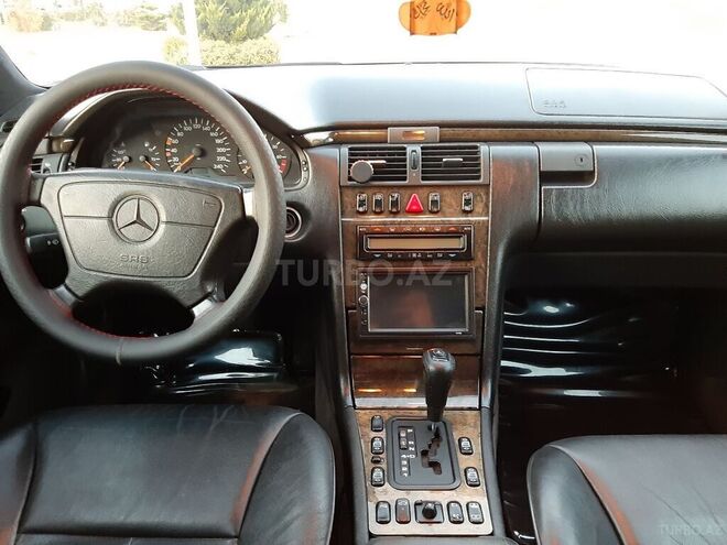 Mercedes E 200 1998, 382,000 km - 2.0 l - Bakı