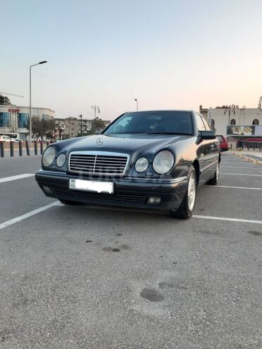 Mercedes E 200 1998, 382,000 km - 2.0 l - Bakı