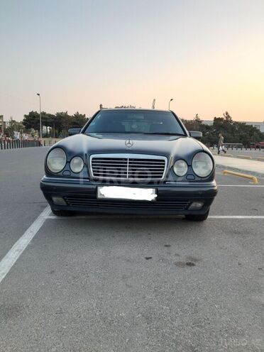 Mercedes E 200 1998, 382,000 km - 2.0 l - Bakı