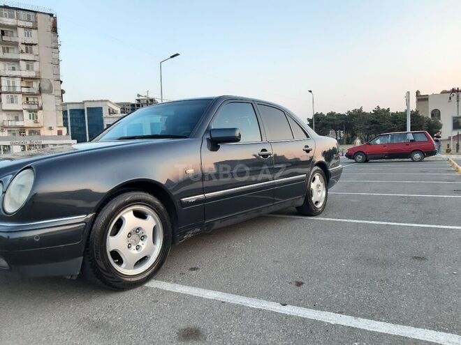 Mercedes E 200 1998, 382,000 km - 2.0 l - Bakı