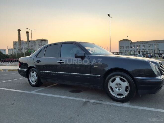 Mercedes E 200 1998, 382,000 km - 2.0 l - Bakı
