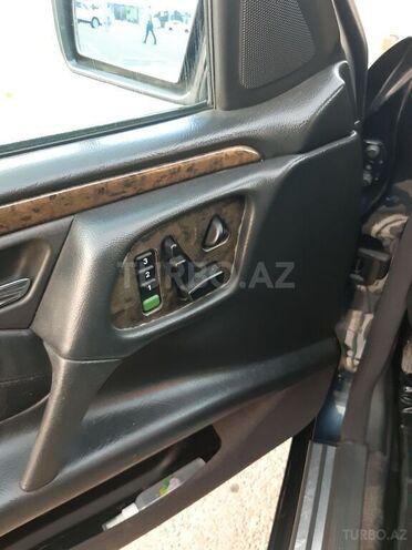 Mercedes E 200 1998, 382,000 km - 2.0 l - Bakı