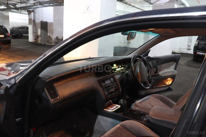 Toyota Crown 1992, 200,200 km - 3.0 l - Bakı