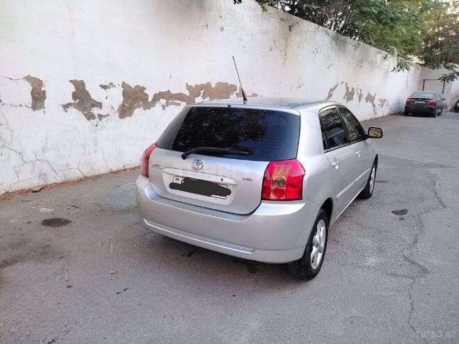 Toyota Corolla 2005, 215,000 km - 1.4 l - Bakı