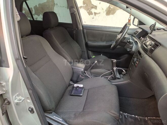 Toyota Corolla 2005, 215,000 km - 1.4 l - Bakı