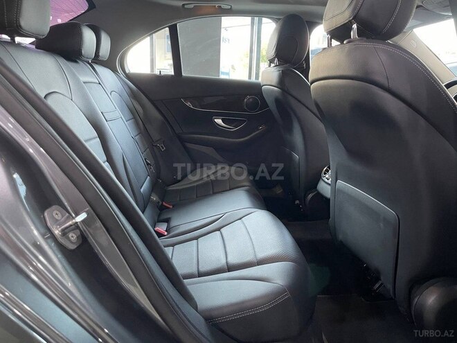 Mercedes C 300 2017, 26,900 km - 2.0 л - Bakı