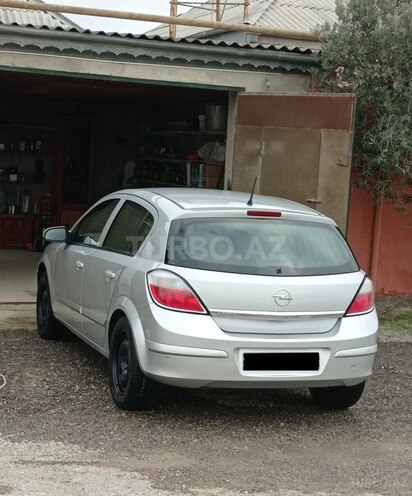 Opel Astra 2006, 215,000 km - 1.4 l - Bakı