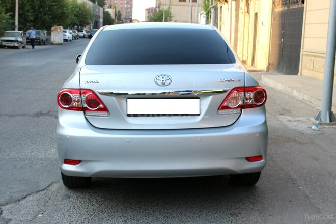 Toyota Corolla 2010, 210,000 km - 1.6 l - Bakı