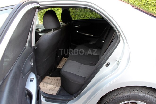 Toyota Corolla 2010, 210,000 km - 1.6 l - Bakı