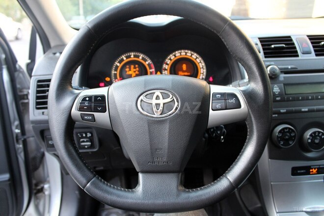 Toyota Corolla 2010, 210,000 km - 1.6 l - Bakı