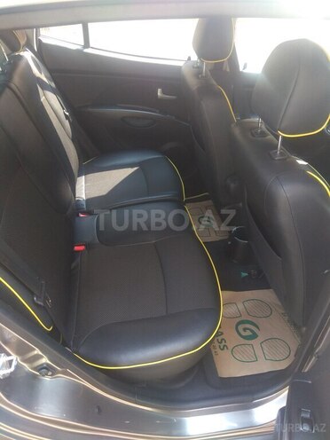 Kia Picanto 2011, 173,666 km - 1.1 л - Bakı
