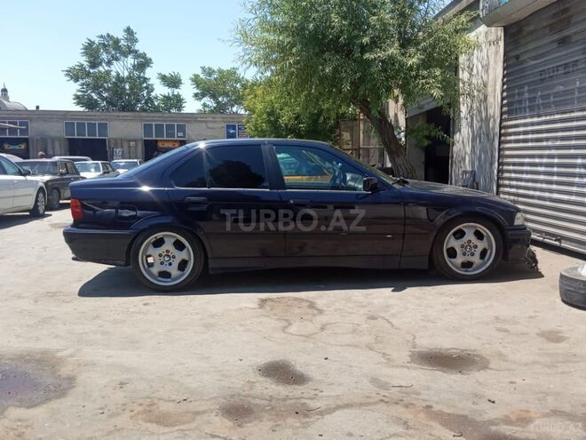 BMW 318 1994, 430,000 km - 1.8 l - Bakı