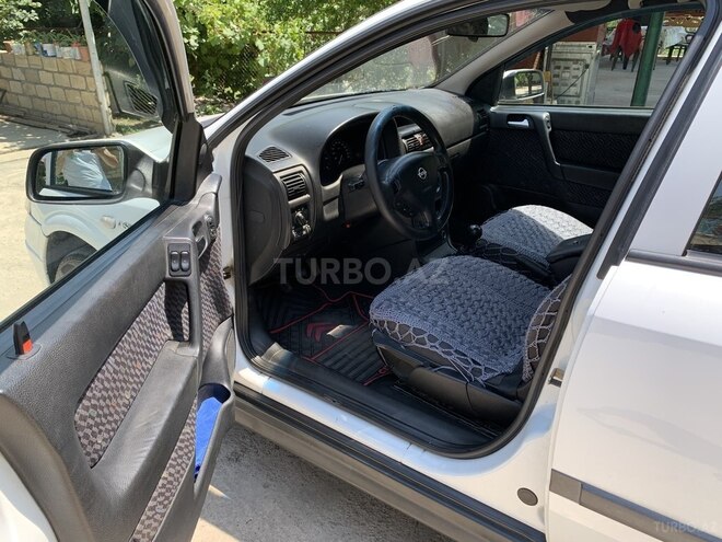 Opel Astra 2001, 557,000 km - 1.7 l - Tovuz