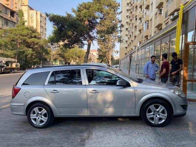 Opel Astra 2009, 170,000 km - 1.3 l - Bakı