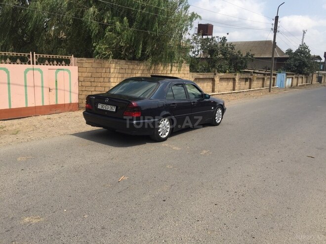 Mercedes C 220 1995, 213,118 km - 2.2 l - Bakı