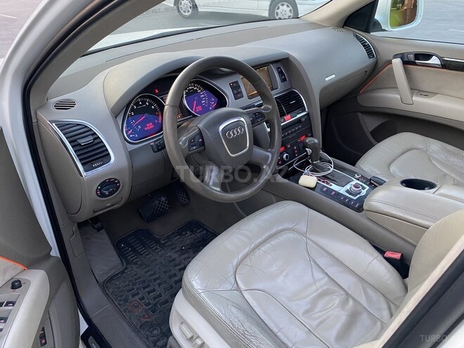 Audi Q7 2007, 171,000 km - 4.2 л - Bakı