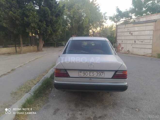 Mercedes E 200 1993, 555,000 km - 2.0 l - Bakı