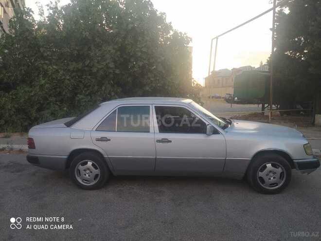 Mercedes E 200 1993, 555,000 km - 2.0 l - Bakı