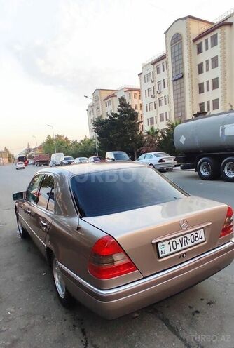 Mercedes C 180 1993, 354,000 km - 1.8 l - Bakı