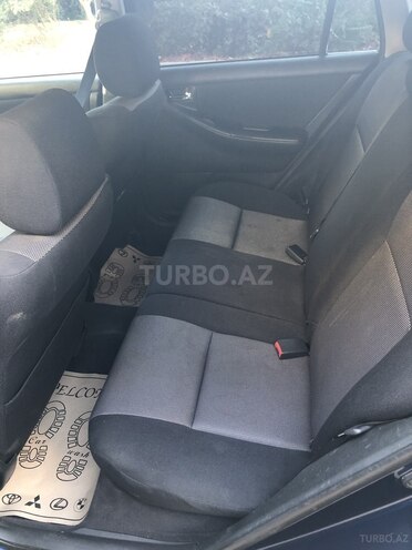 Toyota Corolla 2006, 172,000 km - 1.4 л - Bakı