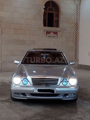 Mercedes E 320 2001, 272,000 km - 3.2 l - Şəmkir
