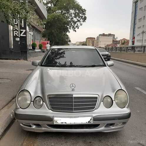 Mercedes E 220 2000, 385,000 km - 2.2 l - Bakı