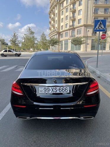 Mercedes E 220 2019, 52,835 km - 2.2 l - Bakı
